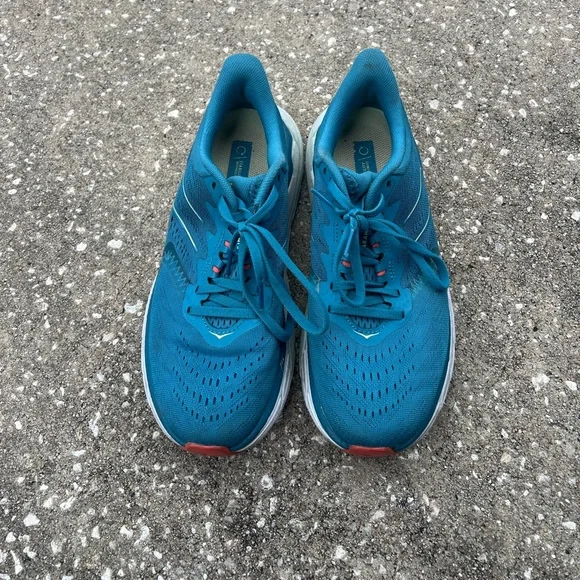 HOKA sneakers - Picture 2 of 6